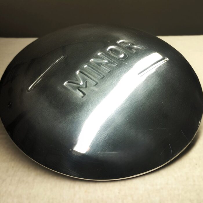 Přední pohled na hliníkovou poklici Aero Minor II