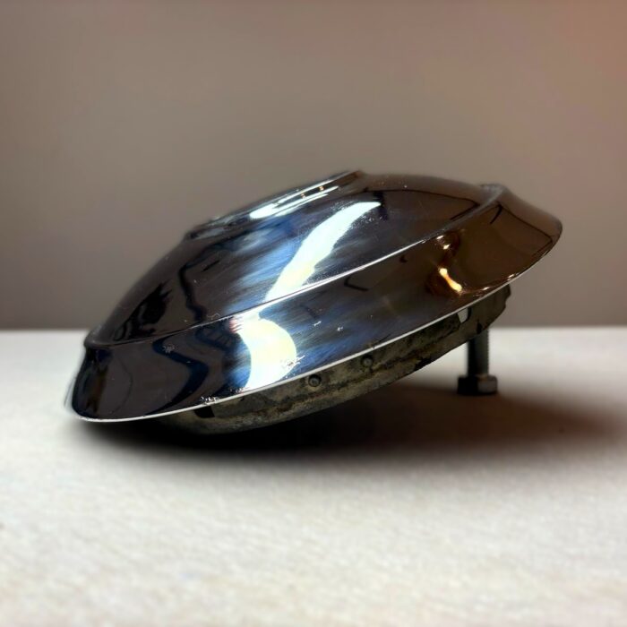 Poklice pro Praga Piccolo a Lady – ruční výroba z oceli